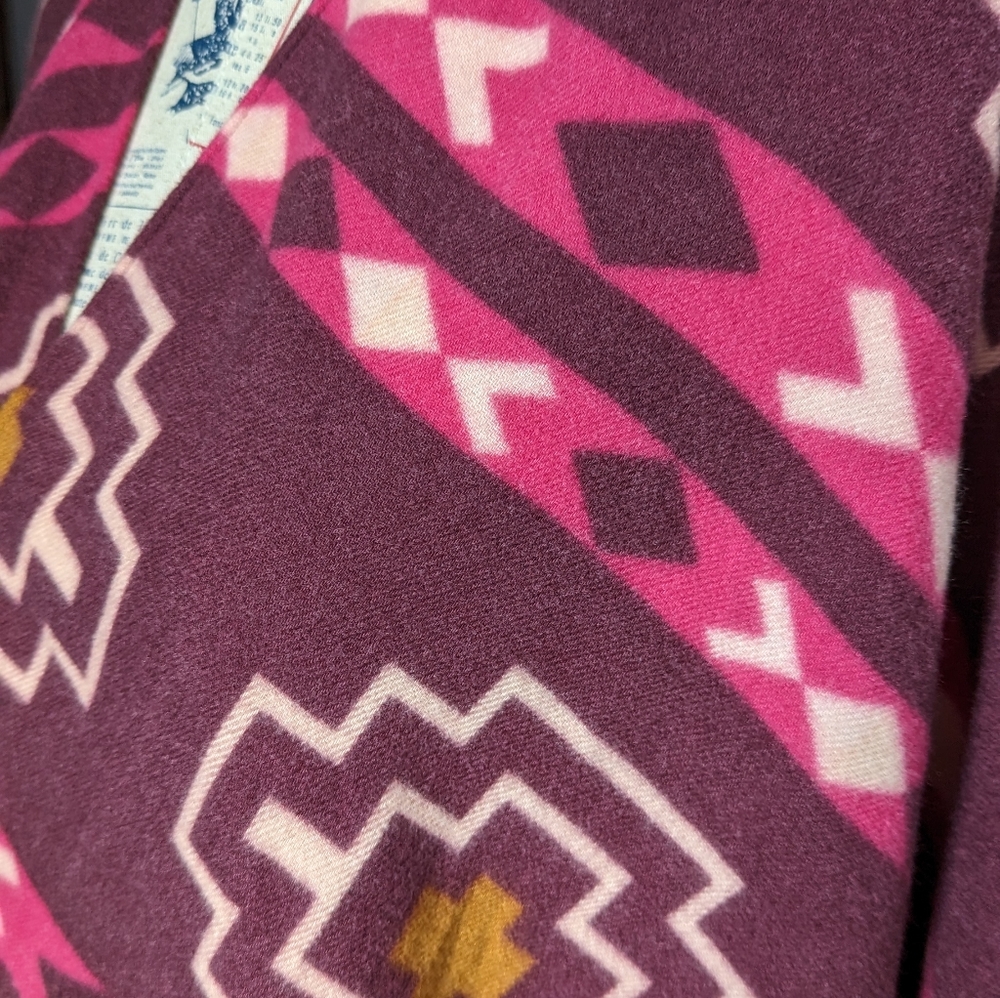 Aztec print poncho - Picture 5 of 6